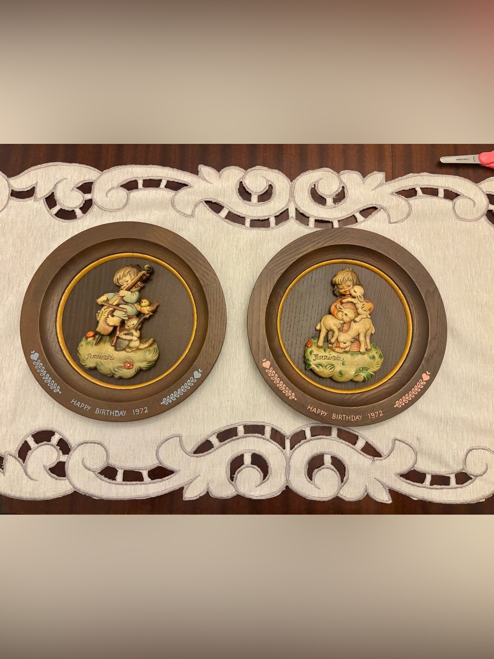 Vintage-Juan Ferrandiz for Anri wooden plates Set of 2 - Happy Birthday 1972
